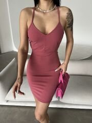 Bel Dekolteli Asklılı Gül Kurusu Mini Elbise